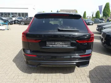 VOLVO XC60 Black Edition Plus T6 AWD Pano FourC AHK