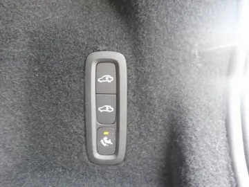 VOLVO XC60 Black Edition Plus T6 AWD Pano FourC AHK