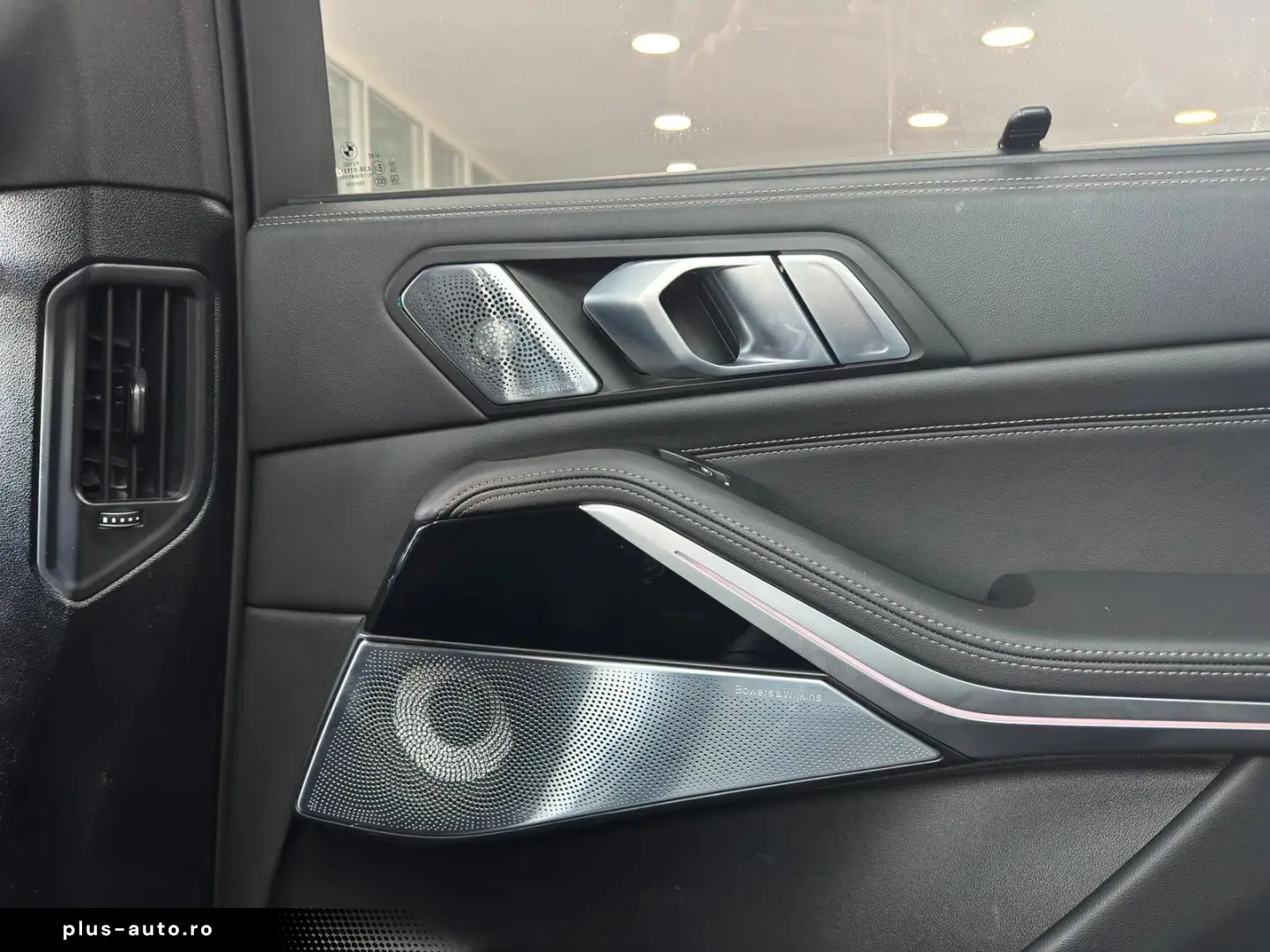BMW X5 M60i xDrive über 150K NP Vollausstattung!