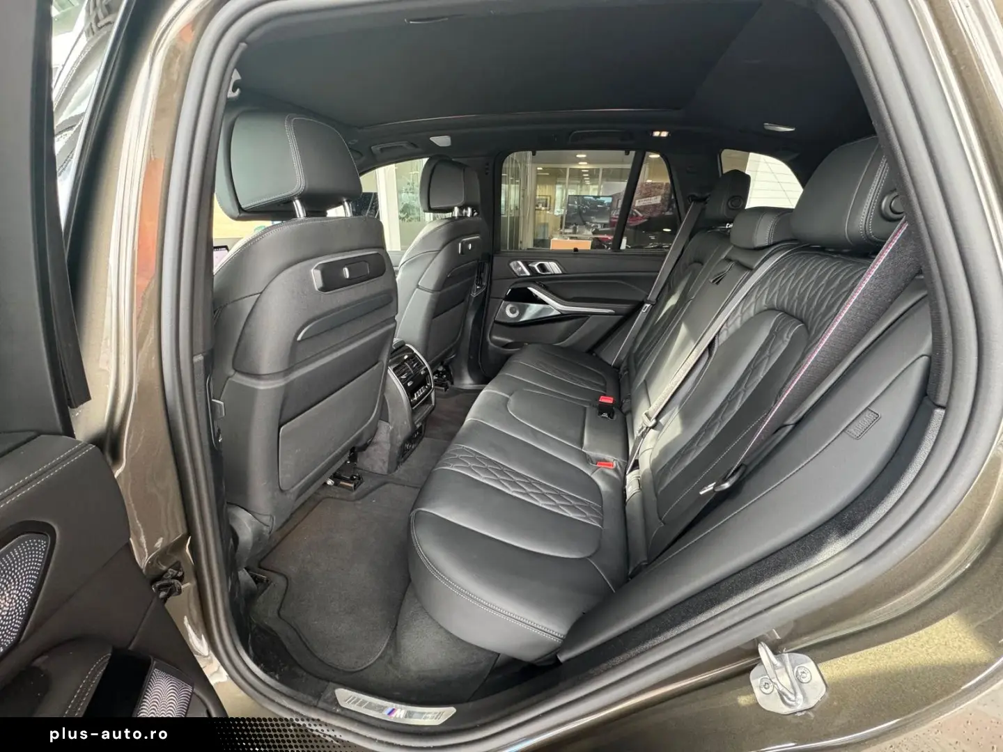 BMW X5 M60i xDrive über 150K NP Vollausstattung!