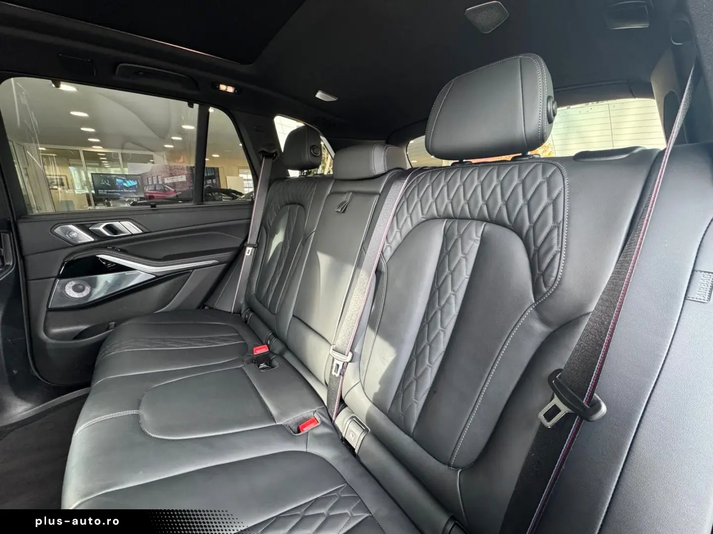 BMW X5 M60i xDrive über 150K NP Vollausstattung!