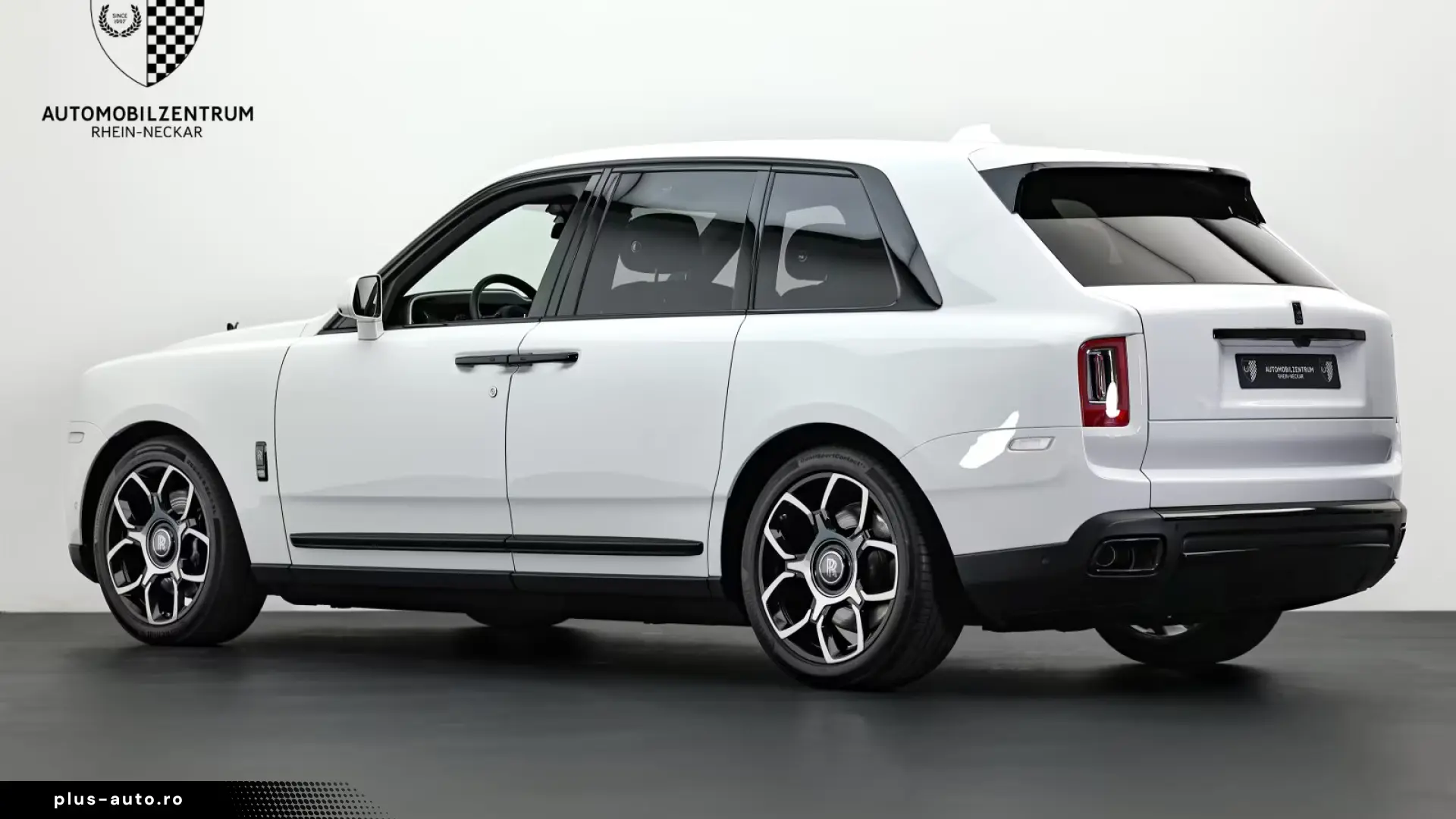 Rolls-Royce Cullinan Black Badge Starburst
