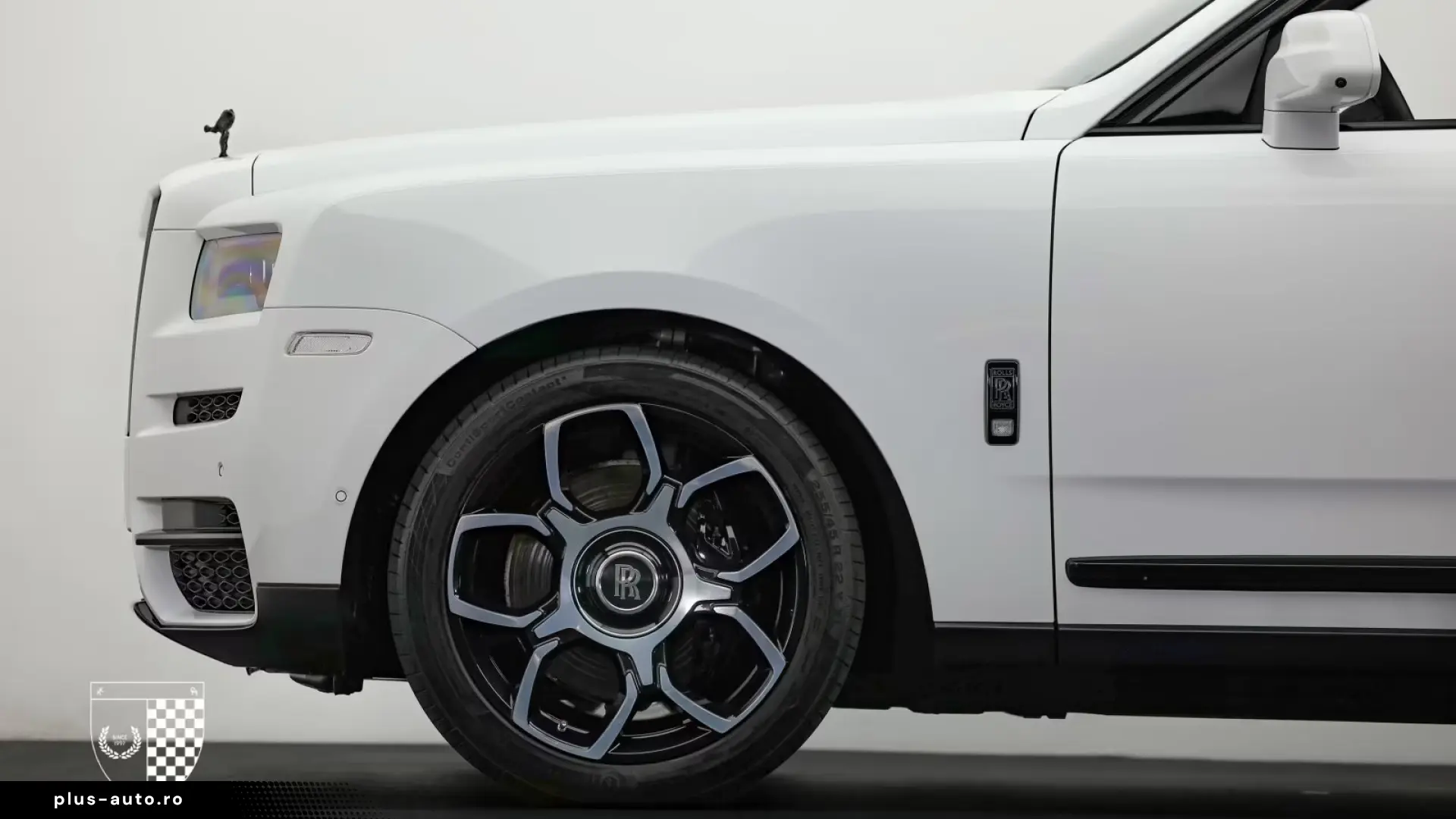 Rolls-Royce Cullinan Black Badge Starburst