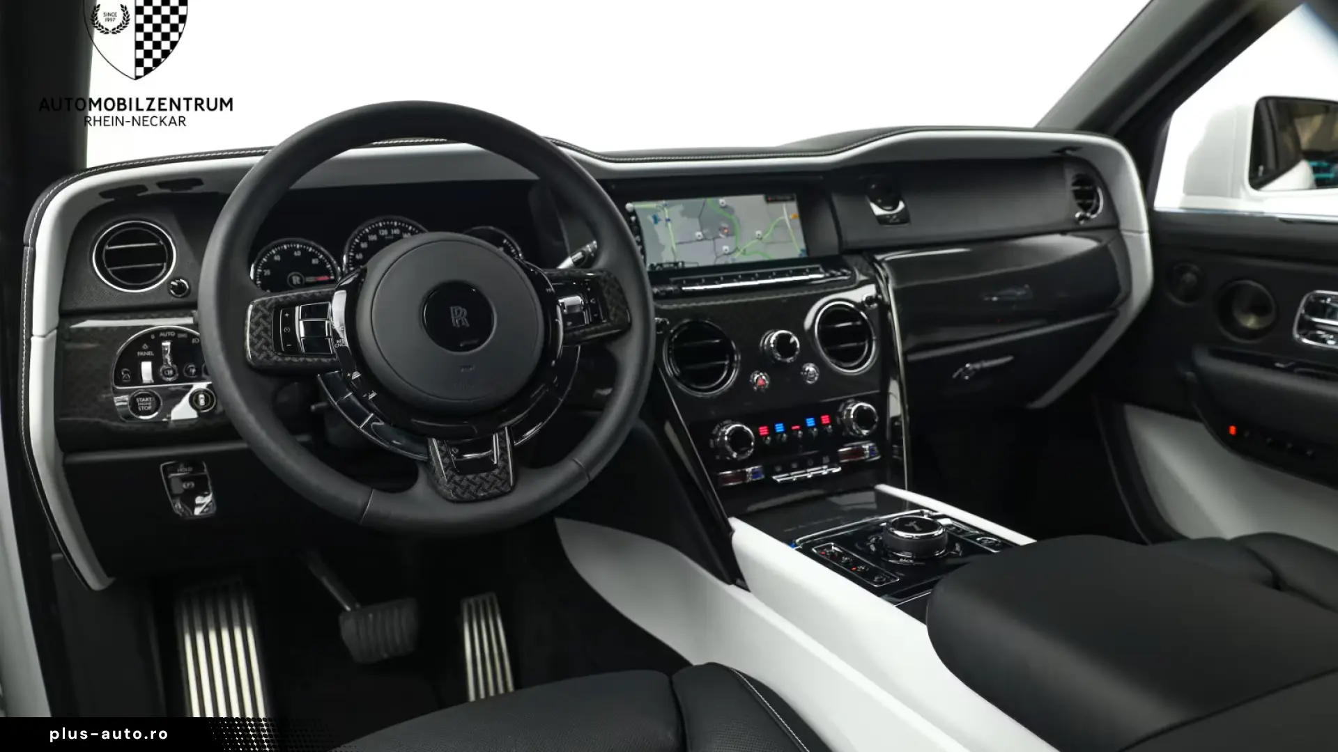 Rolls-Royce Cullinan Black Badge Starburst