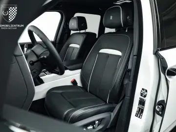Rolls-Royce Cullinan Black Badge Starburst
