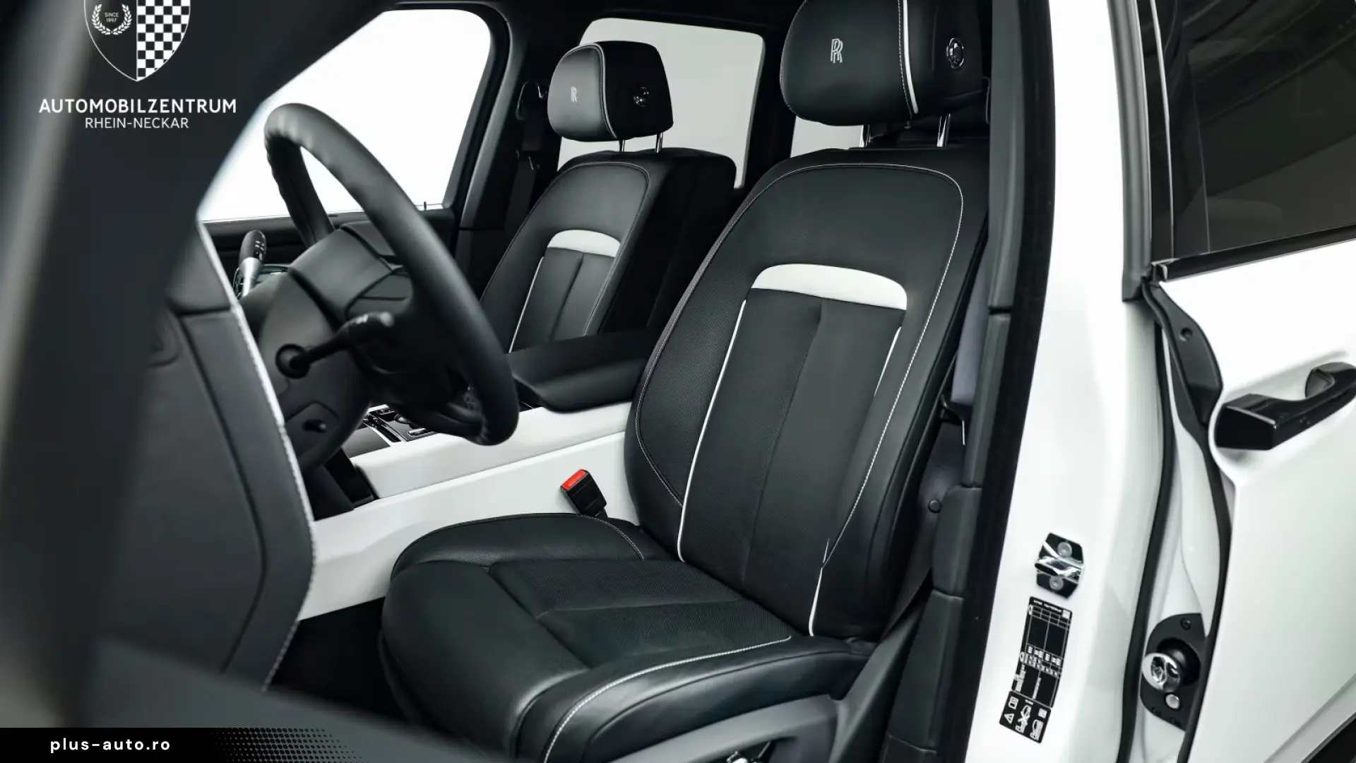 Rolls-Royce Cullinan Black Badge Starburst