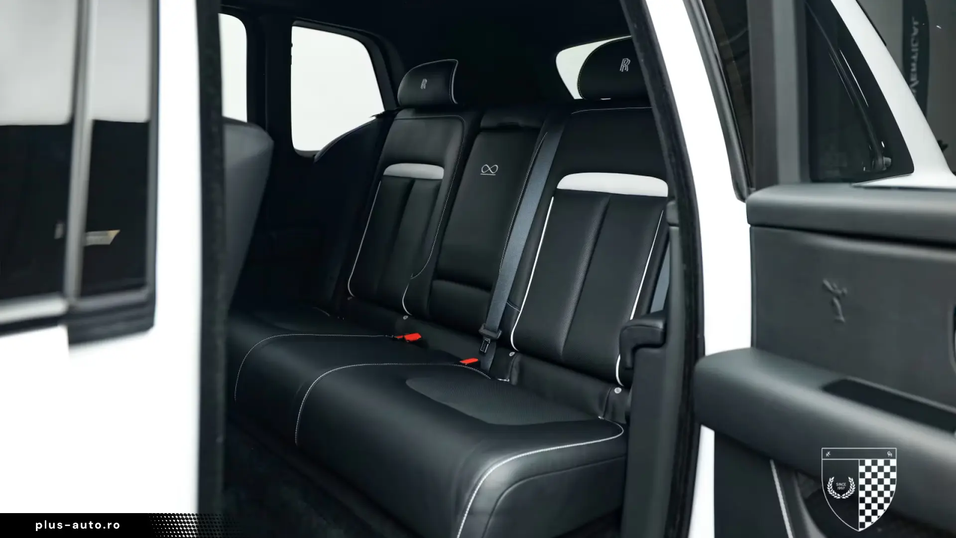 Rolls-Royce Cullinan Black Badge Starburst