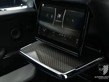 Rolls-Royce Cullinan Black Badge Starburst