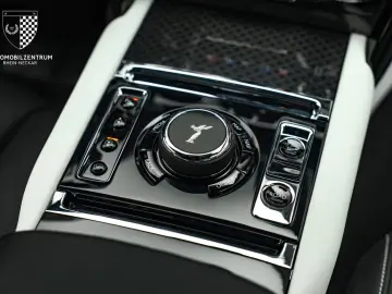 Rolls-Royce Cullinan Black Badge Starburst