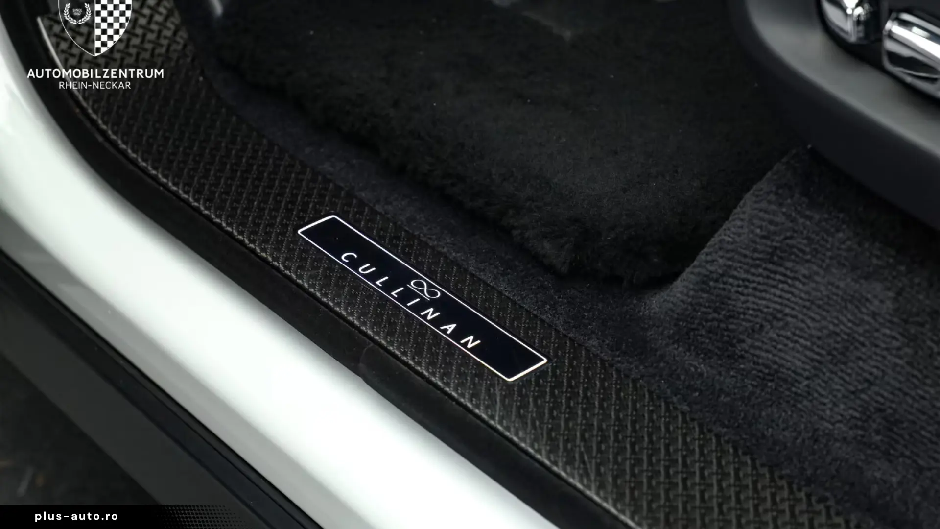 Rolls-Royce Cullinan Black Badge Starburst