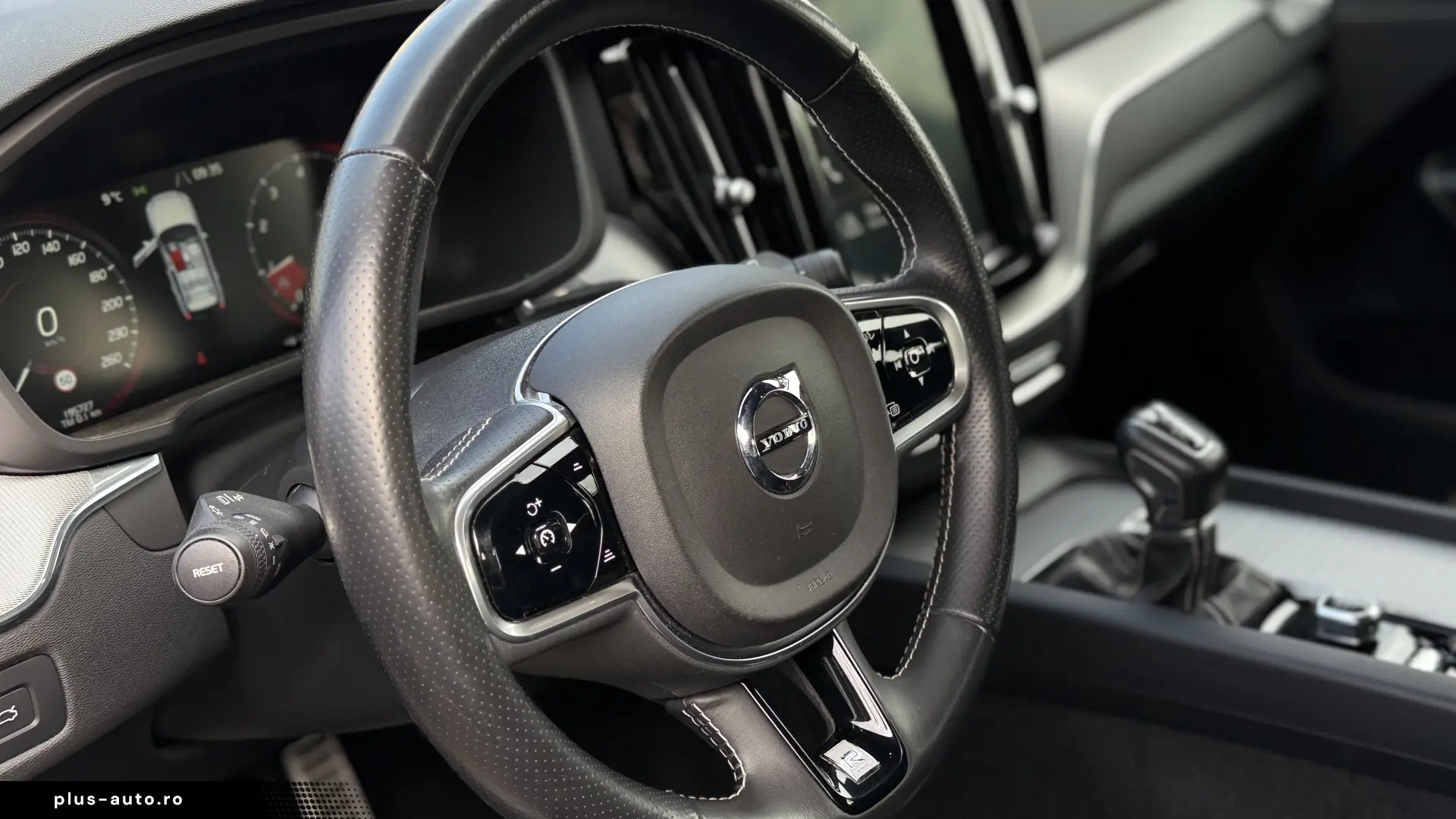 Volvo XC60 R design T5