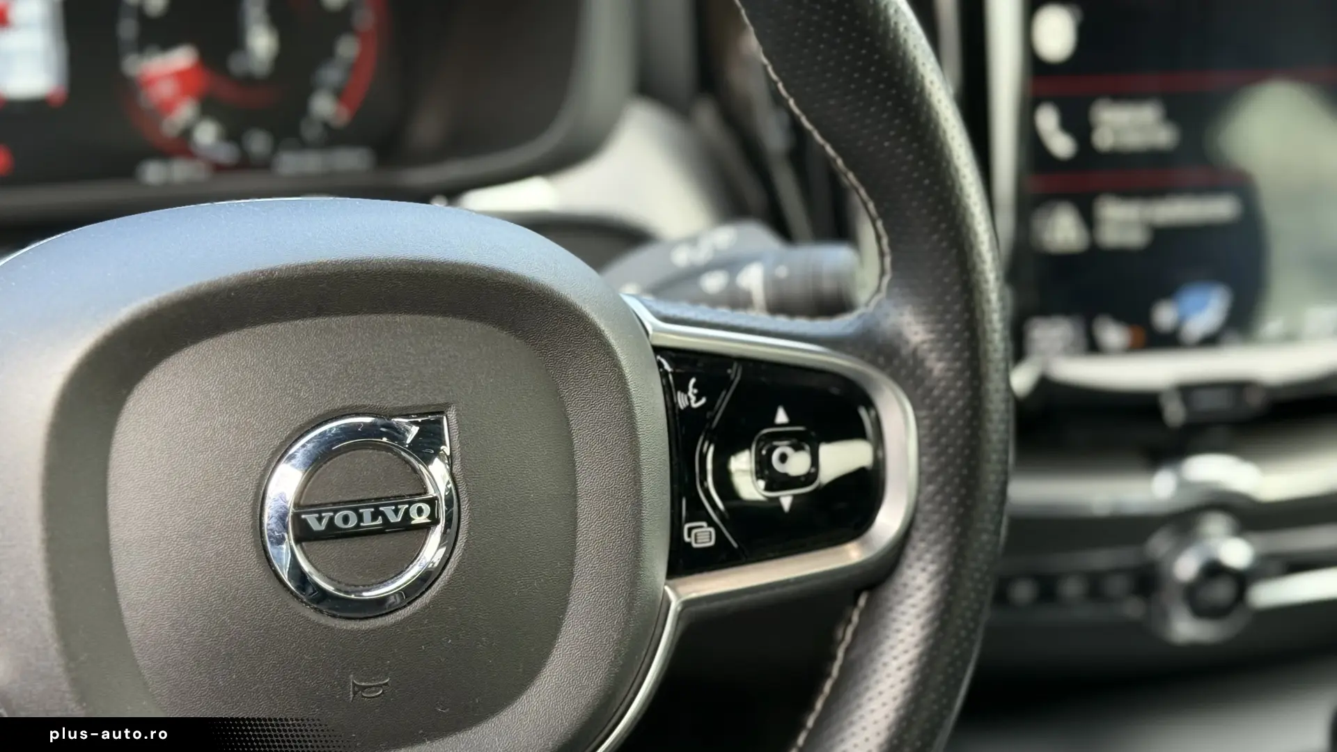 Volvo XC60 R design T5