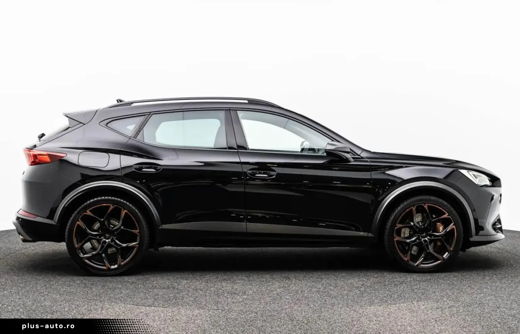 CUPRA FORMENTOR VZ5 4D MATRIX CARBON-SCHALENSITZE