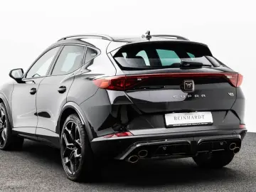 CUPRA FORMENTOR VZ5 4D MATRIX CARBON-SCHALENSITZE