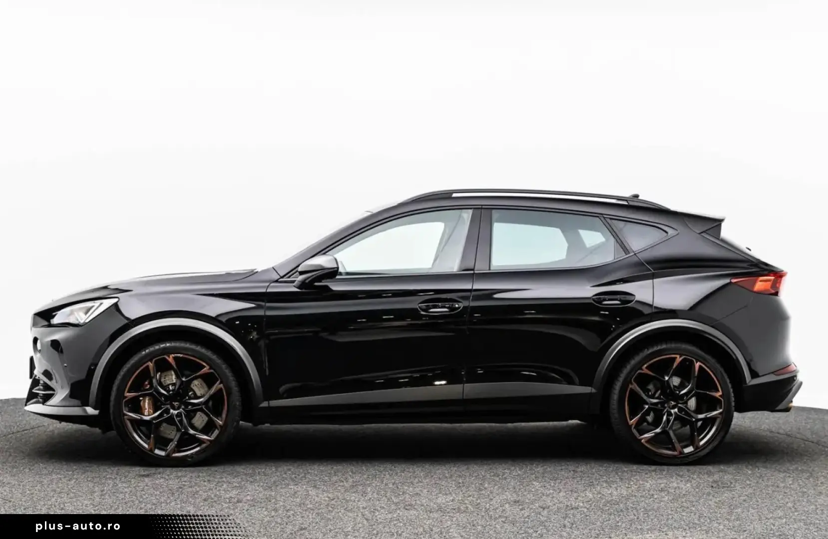 CUPRA FORMENTOR VZ5 4D MATRIX CARBON-SCHALENSITZE