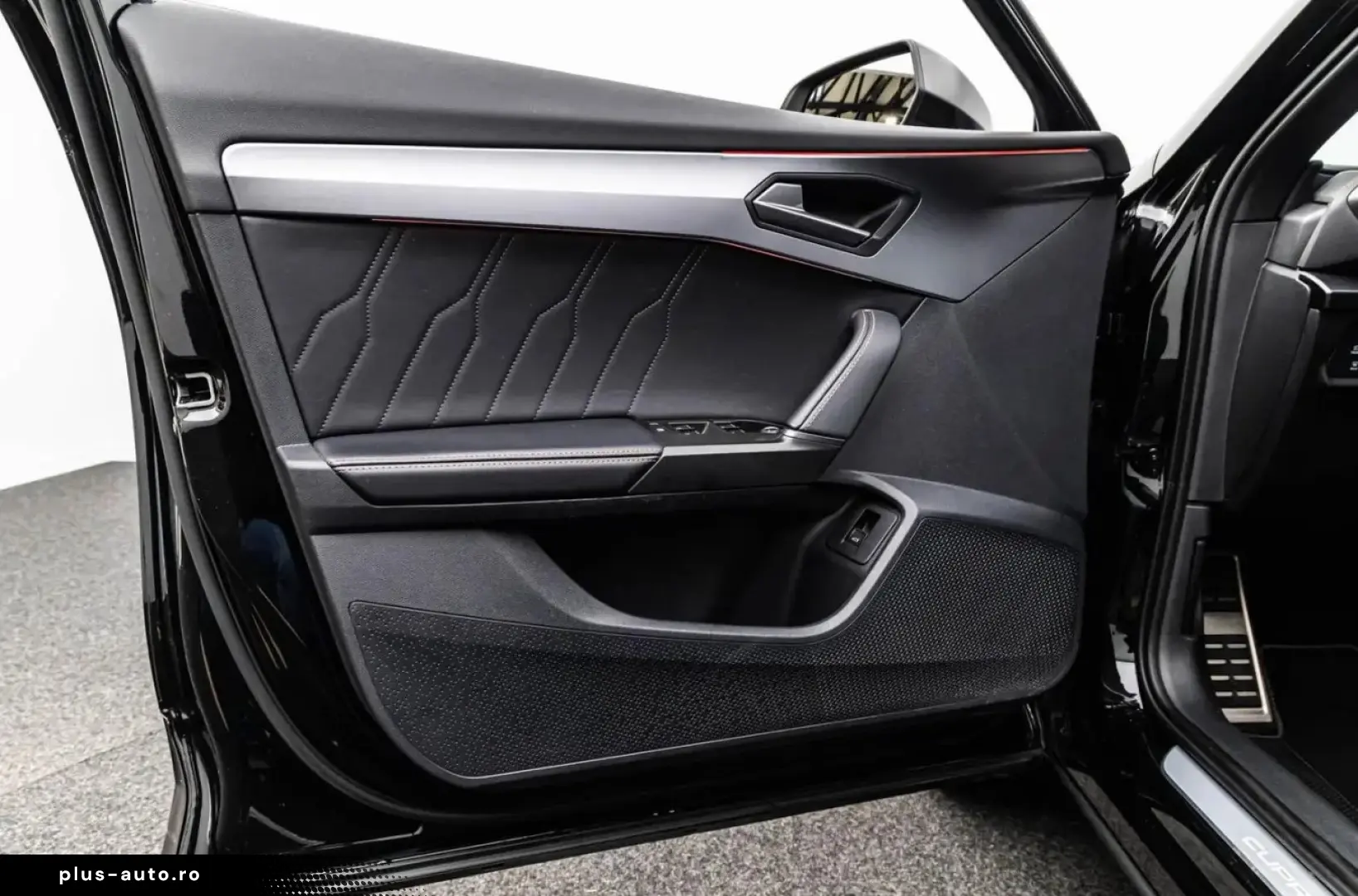 CUPRA FORMENTOR VZ5 4D MATRIX CARBON-SCHALENSITZE