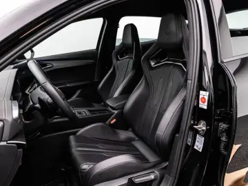CUPRA FORMENTOR VZ5 4D MATRIX CARBON-SCHALENSITZE
