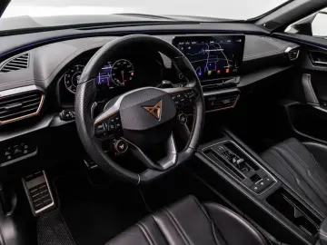 CUPRA FORMENTOR VZ5 4D MATRIX CARBON-SCHALENSITZE