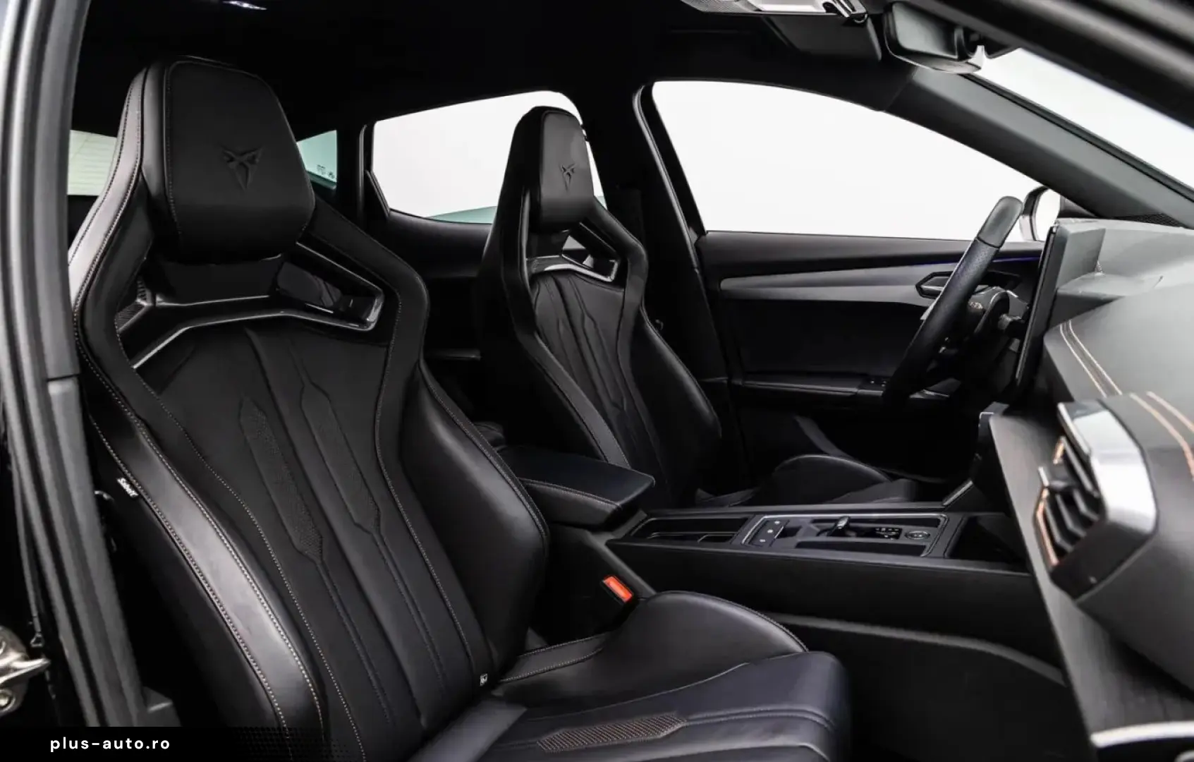 CUPRA FORMENTOR VZ5 4D MATRIX CARBON-SCHALENSITZE