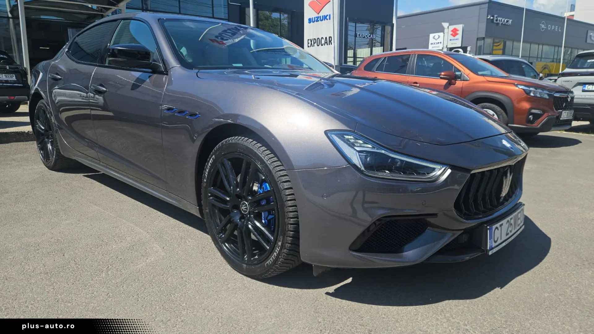 Maserati Ghibli GT Hibrid 330 CP