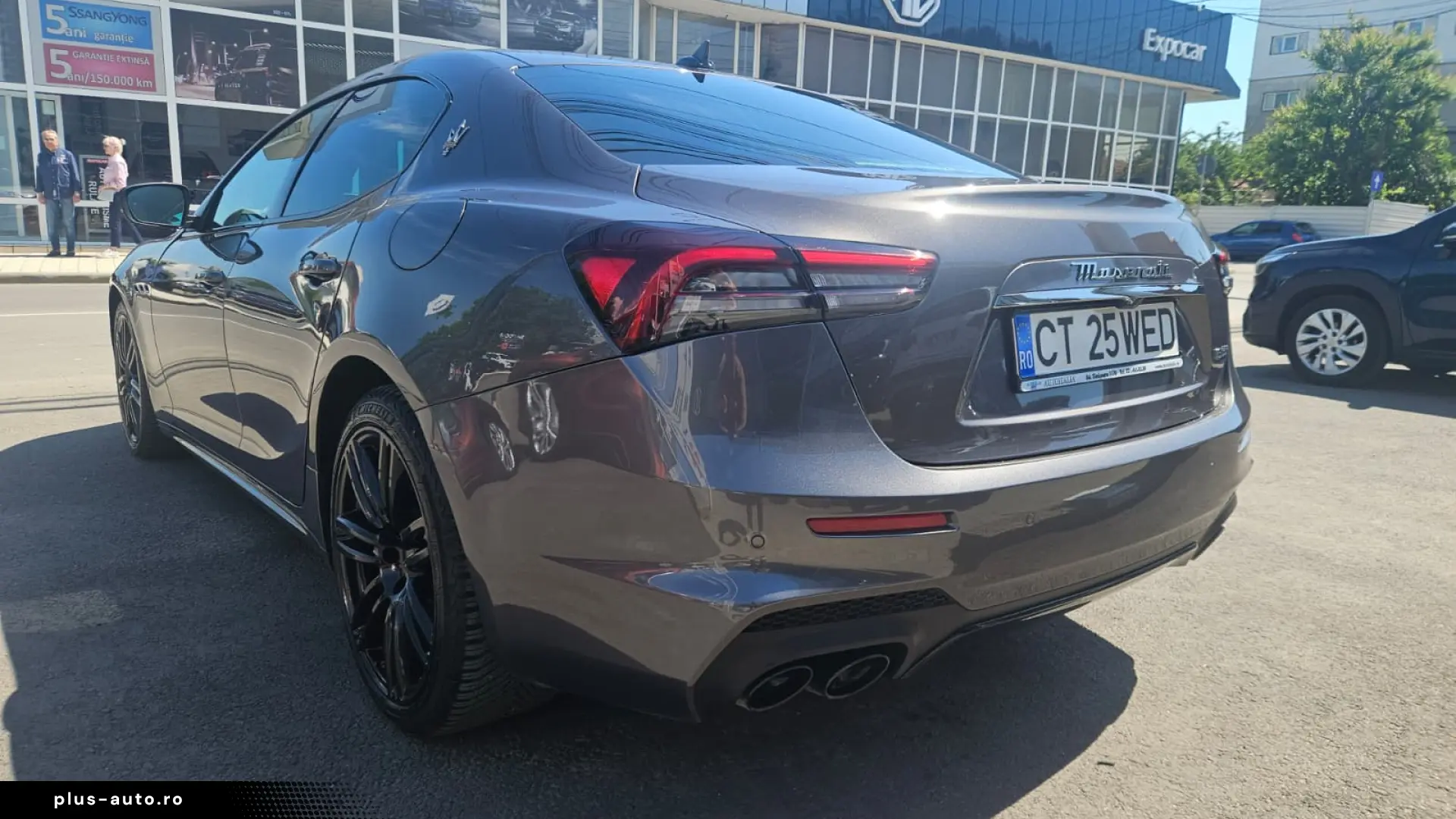 Maserati Ghibli GT Hibrid 330 CP