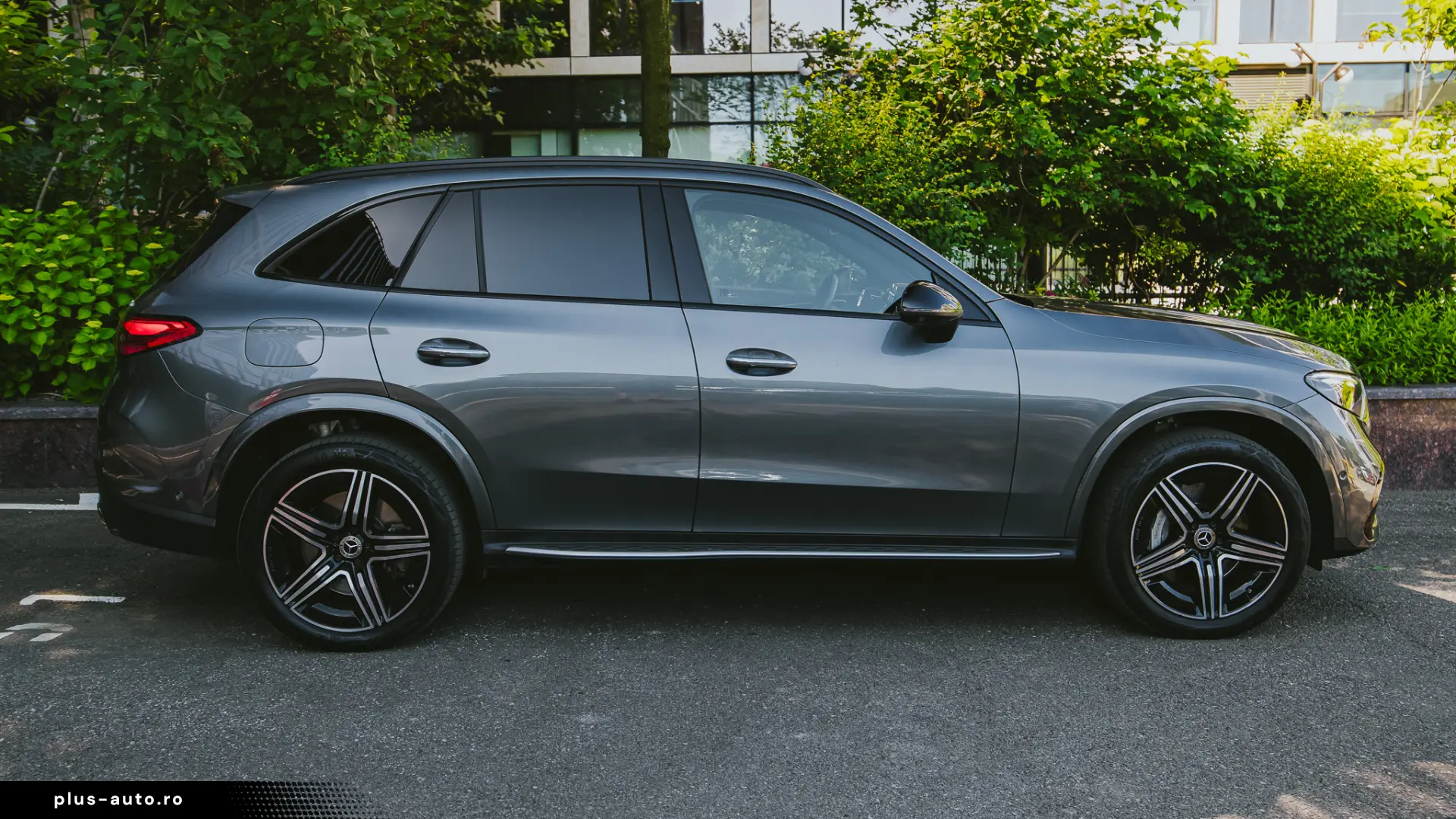 Mercedes Benz GLC 300e 4Matic AMG Line