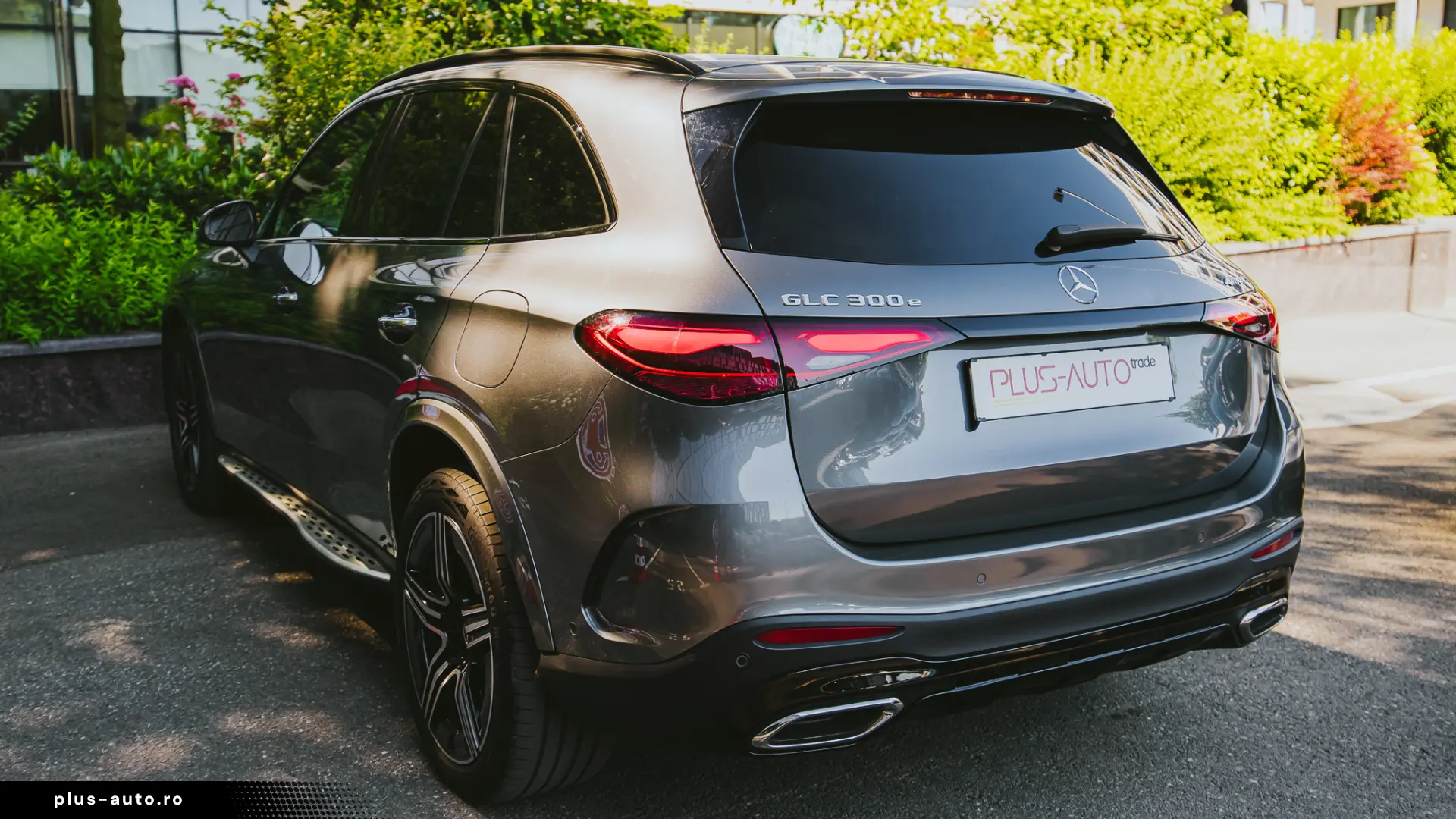 Mercedes Benz GLC 300e 4Matic AMG Line