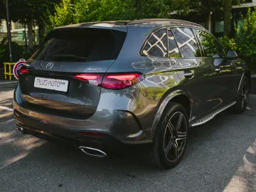 Mercedes Benz GLC 300e 4Matic AMG Line