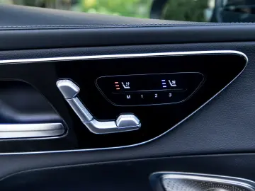 Mercedes Benz GLC 300e 4Matic AMG Line