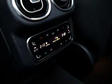 Mercedes Benz GLC 300e 4Matic AMG Line
