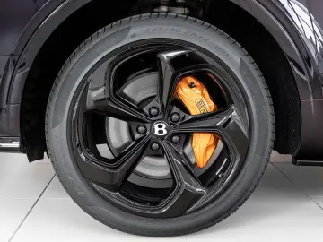 Bentley Bentayga S Black Edition V8 von BENTLEY