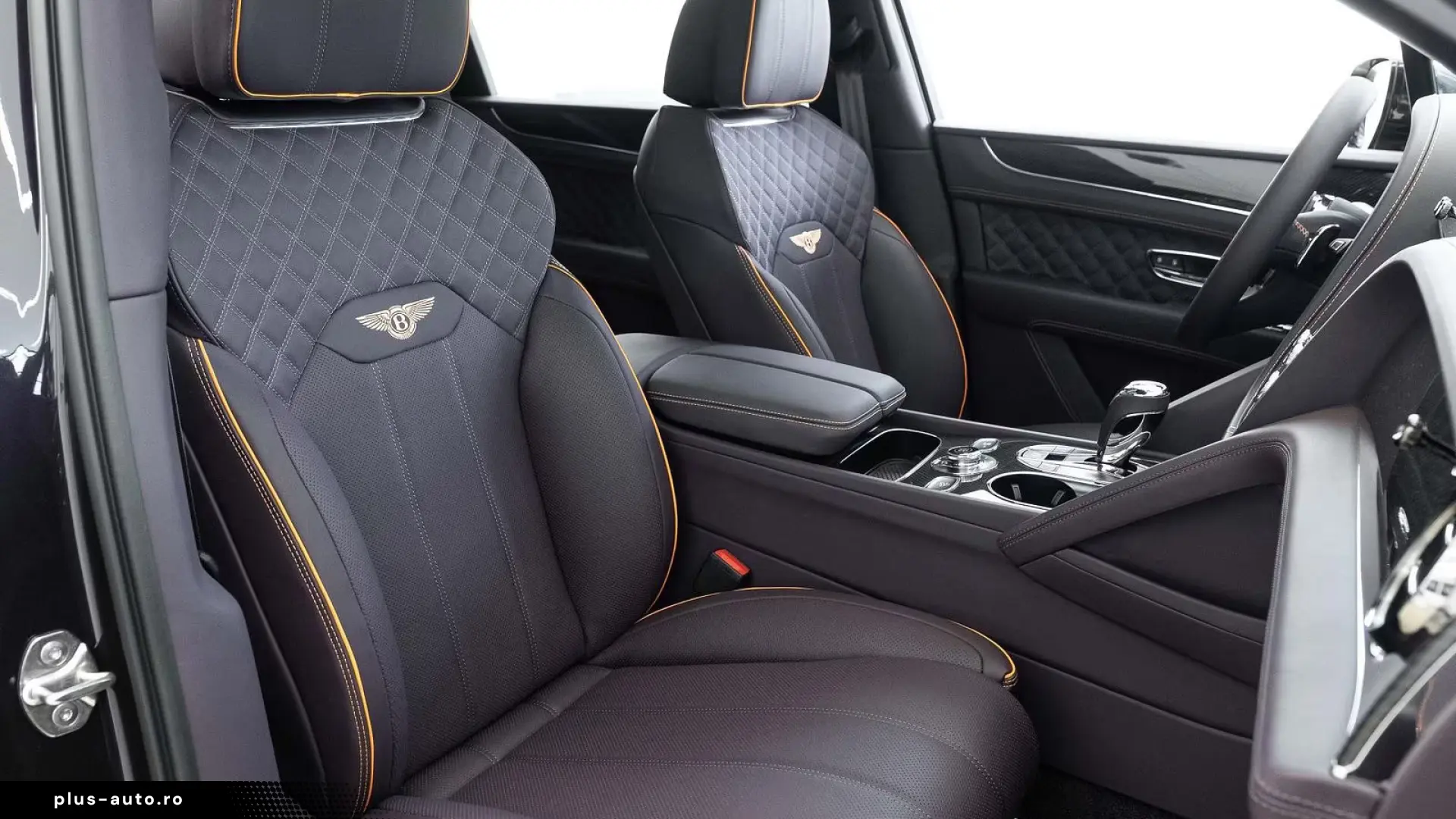 Bentley Bentayga S Black Edition V8 von BENTLEY
