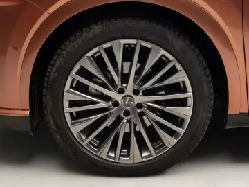 Lexus RX450H  Luxury Mark Levinson