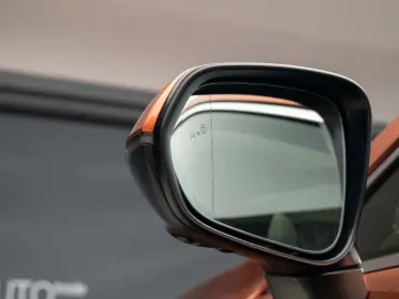 Lexus RX450H  Luxury Mark Levinson