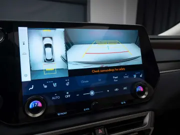 Lexus RX450H  Luxury Mark Levinson