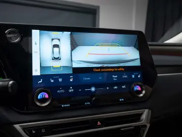 Lexus RX450H  Luxury Mark Levinson