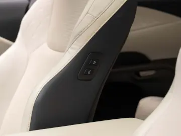 Lexus RX450H  Luxury Mark Levinson