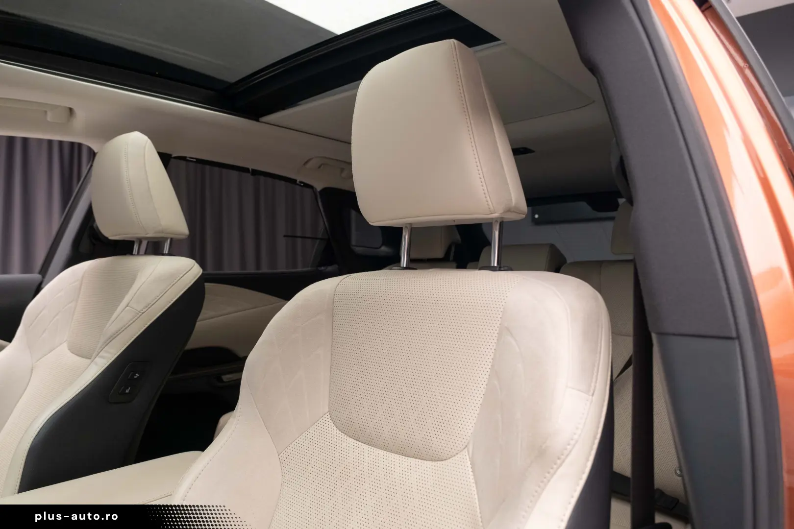 Lexus RX450H  Luxury Mark Levinson