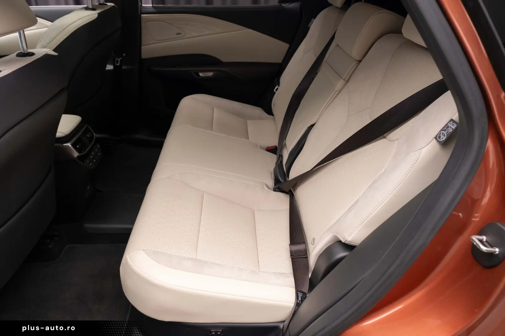 Lexus RX450H  Luxury Mark Levinson
