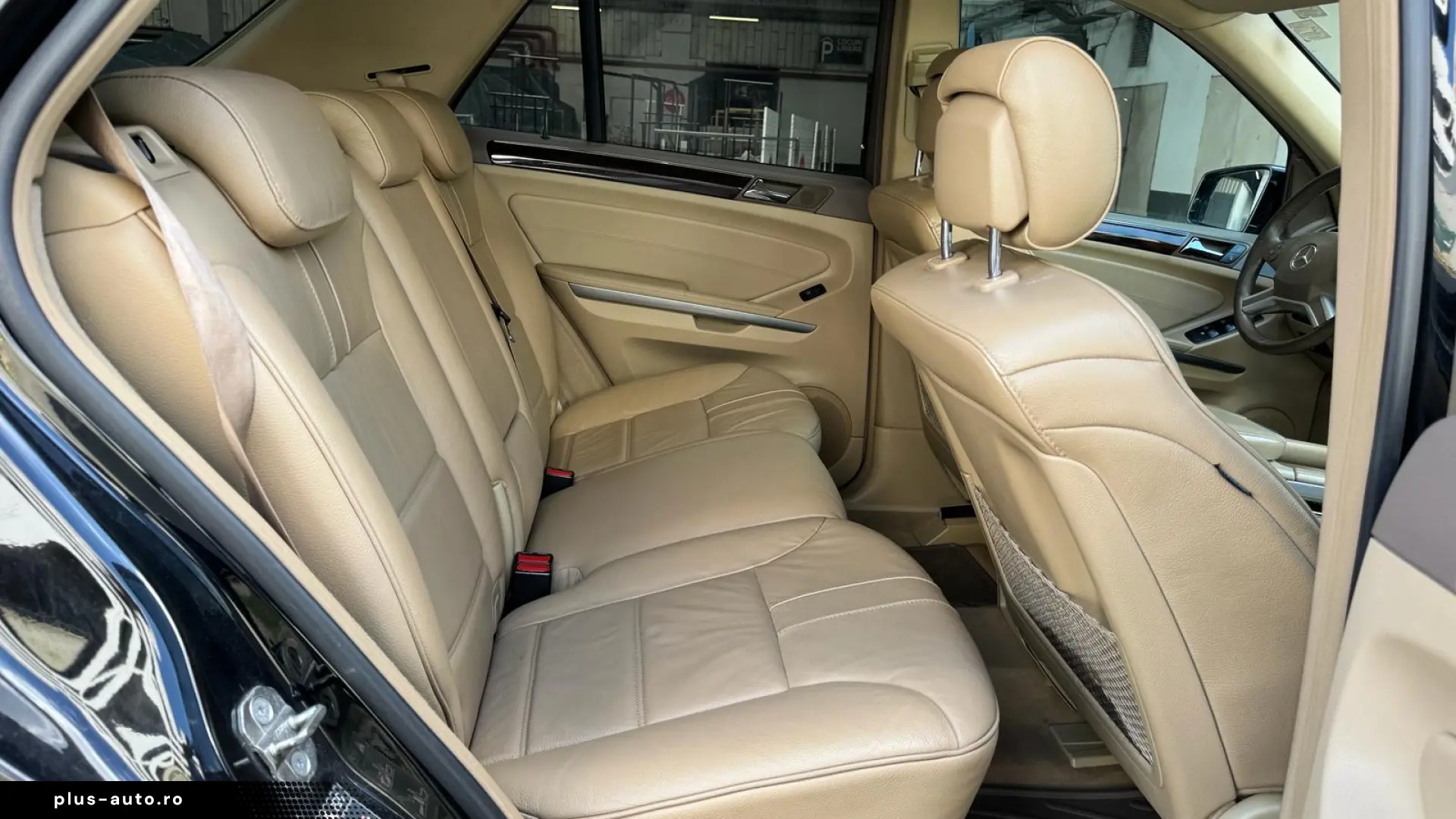 Mercedes-Benz ML 300 CDI 4 MATIC - Rate frara avans!