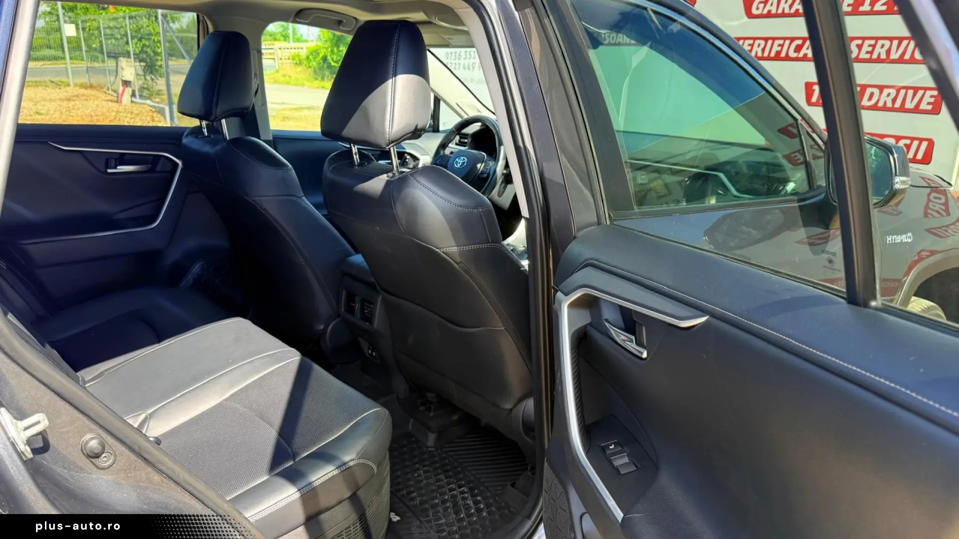 TOYOTA RAV4 2019 — imagine 14