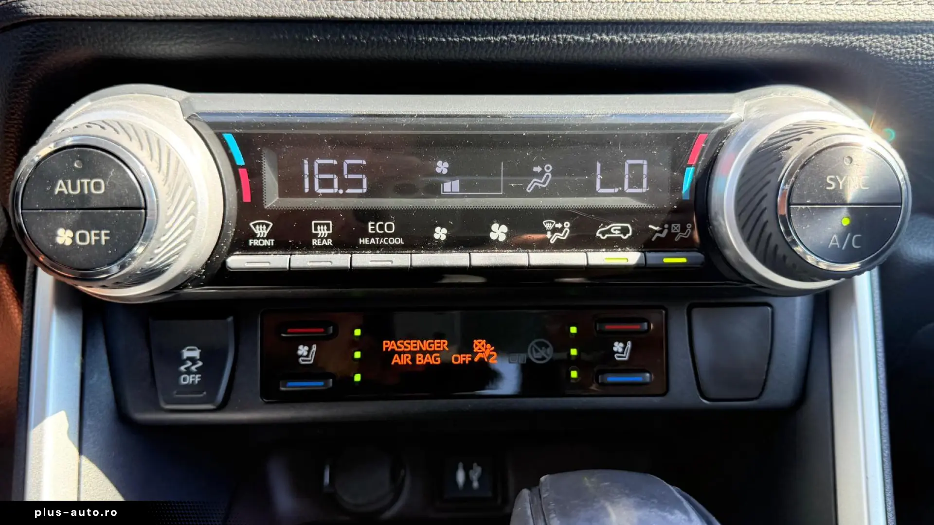 TOYOTA RAV4 2019 — imagine 24