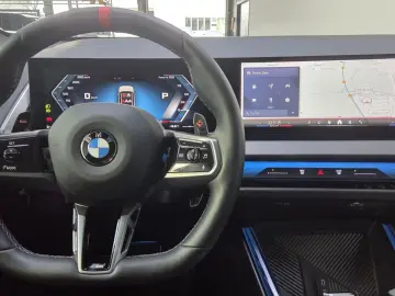 BMW X3 M50 Pro Pano AHK 21Zoll Sitzlüftung ACC 360