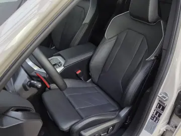 BMW X3 M50 Pro Pano AHK 21Zoll Sitzlüftung ACC 360
