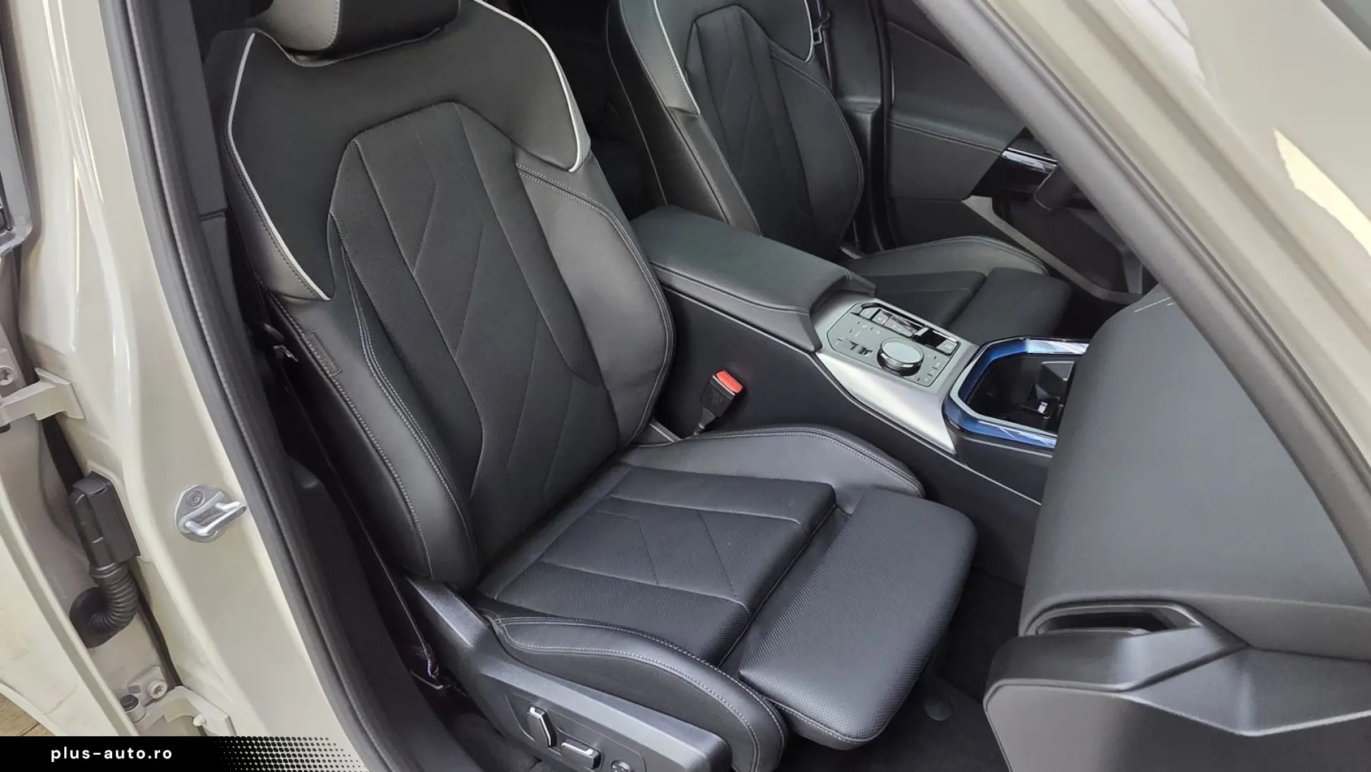 BMW X3 M50 Pro Pano AHK 21Zoll Sitzlüftung ACC 360