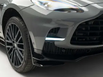 Aston Martin DBX 707