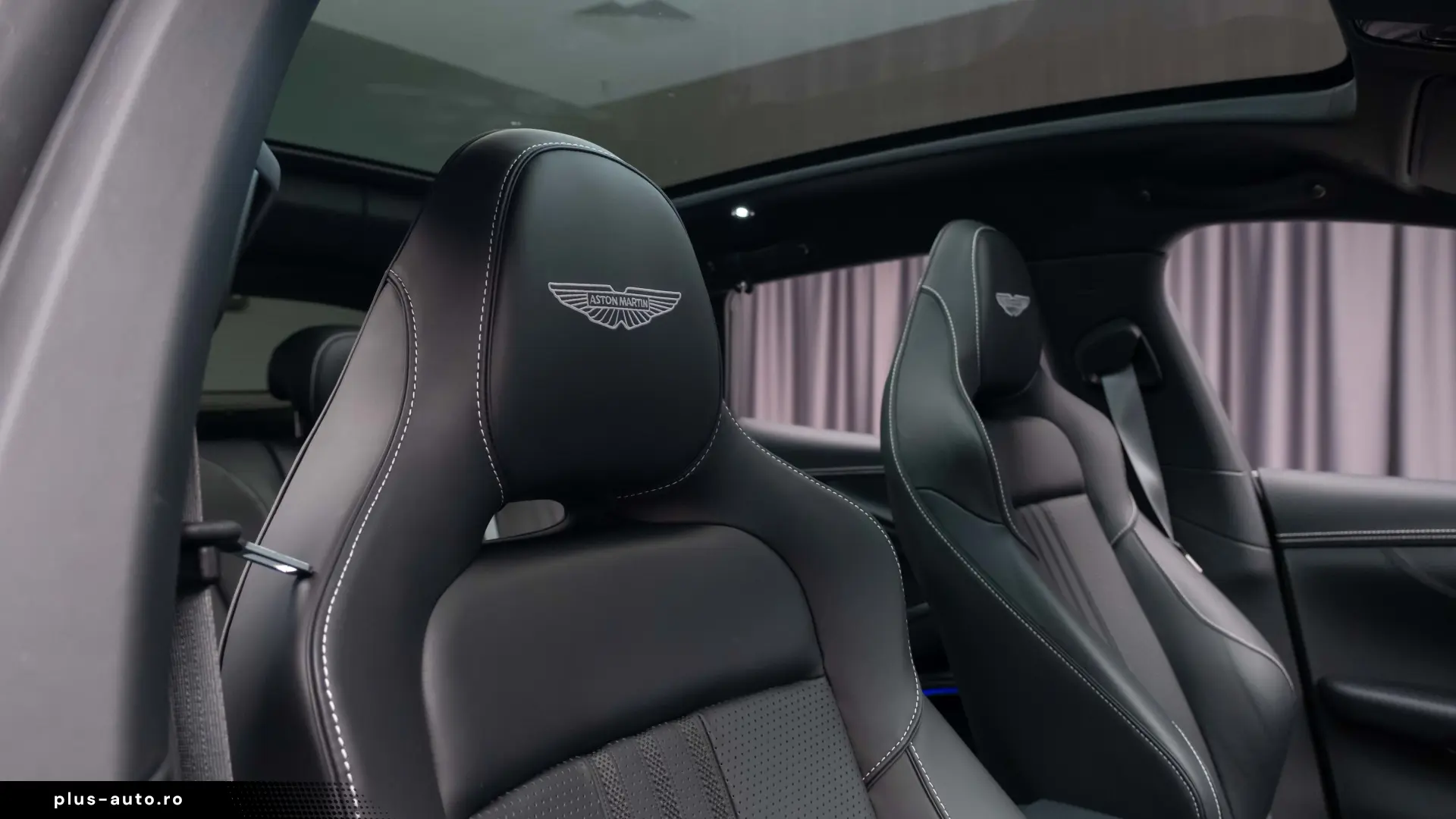 Aston Martin DBX 707