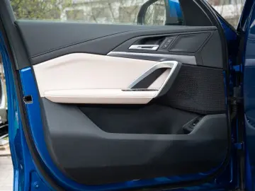 BMW X1 xDrive20d M SPORT.DR.ASS.PR.ASS.SHZ.3 STÜCK