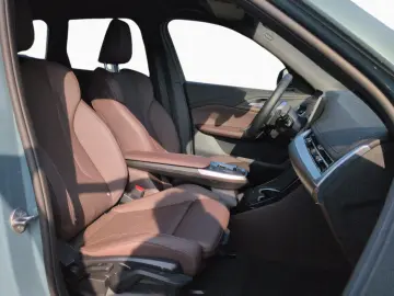 BMW X1 xD23d M Sport AHK DA  AdpLED erwShadow 20