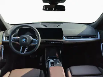 BMW X1 xD23d M Sport AHK DA  AdpLED erwShadow 20